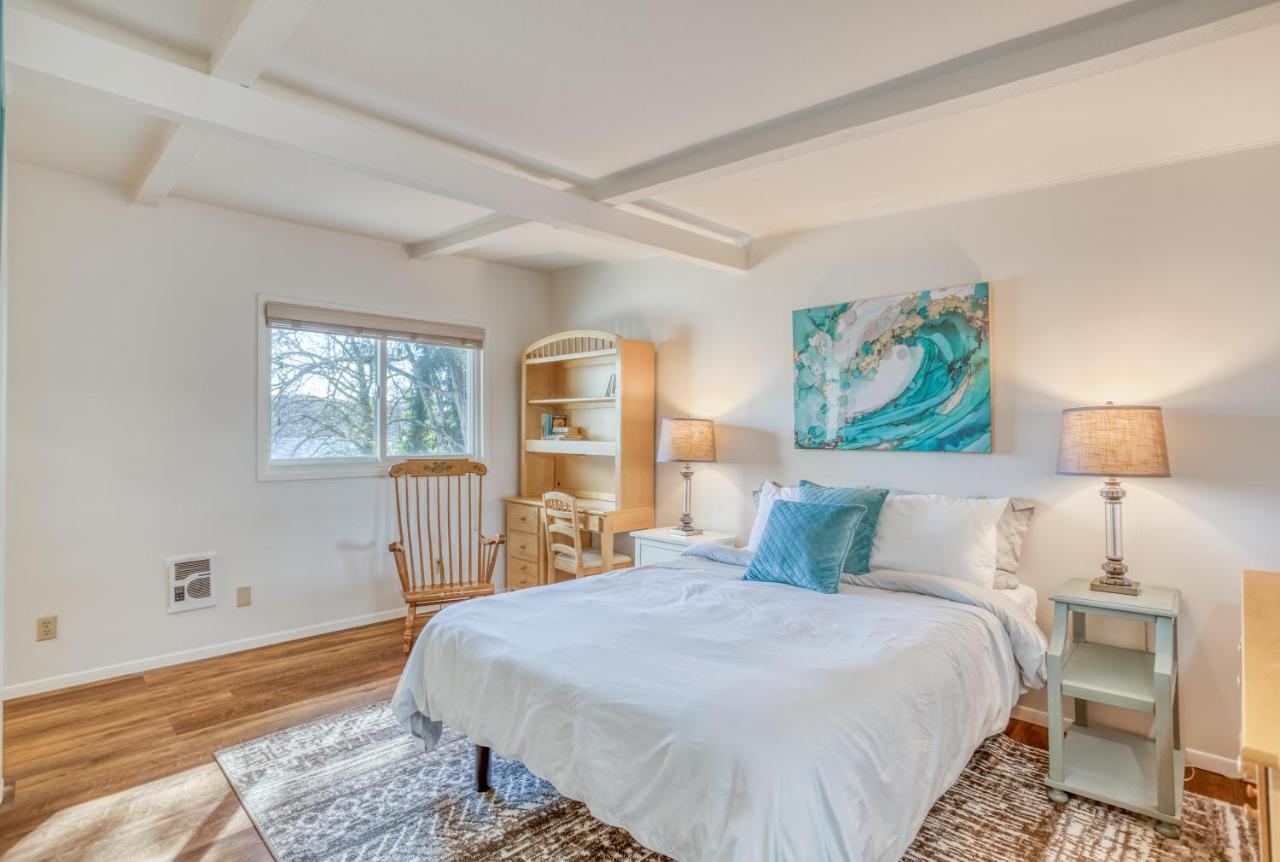 Regatta Park Lake House リンカーン・シティー エクステリア 写真