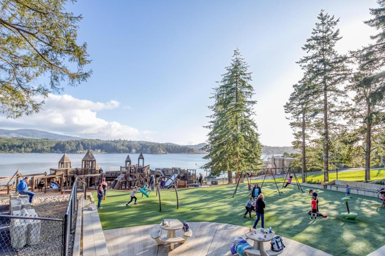 Regatta Park Lake House リンカーン・シティー エクステリア 写真