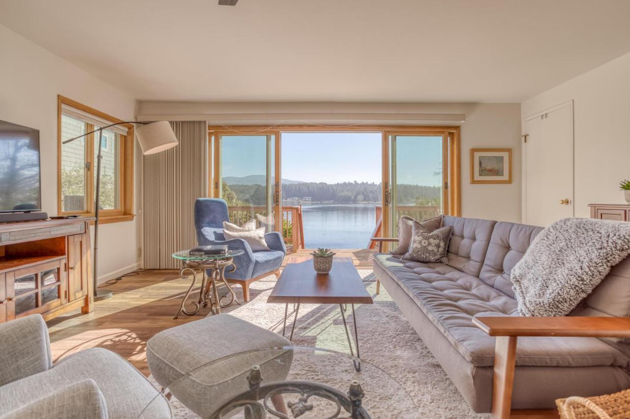 Regatta Park Lake House リンカーン・シティー エクステリア 写真